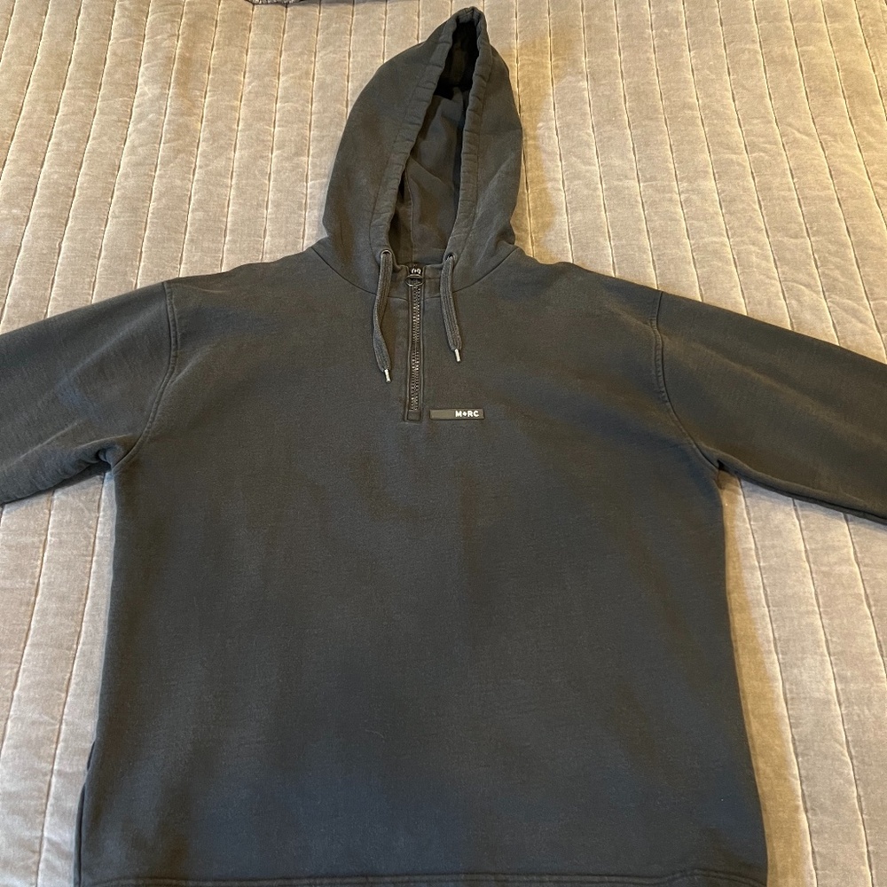 M+rc Noir Logo Half-Zip Hooide